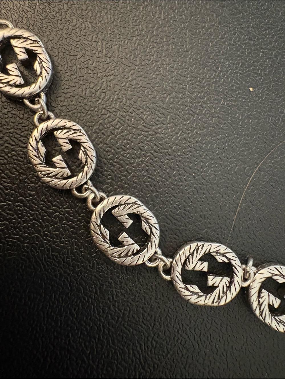 New with box Gucci Silver-Tone Interlocking Round Link Necklace - Picture 5 of 6